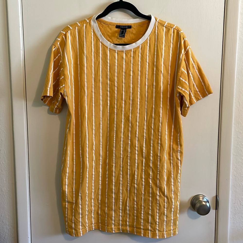 Forever 21 Men’s Short Sleeve Shirt